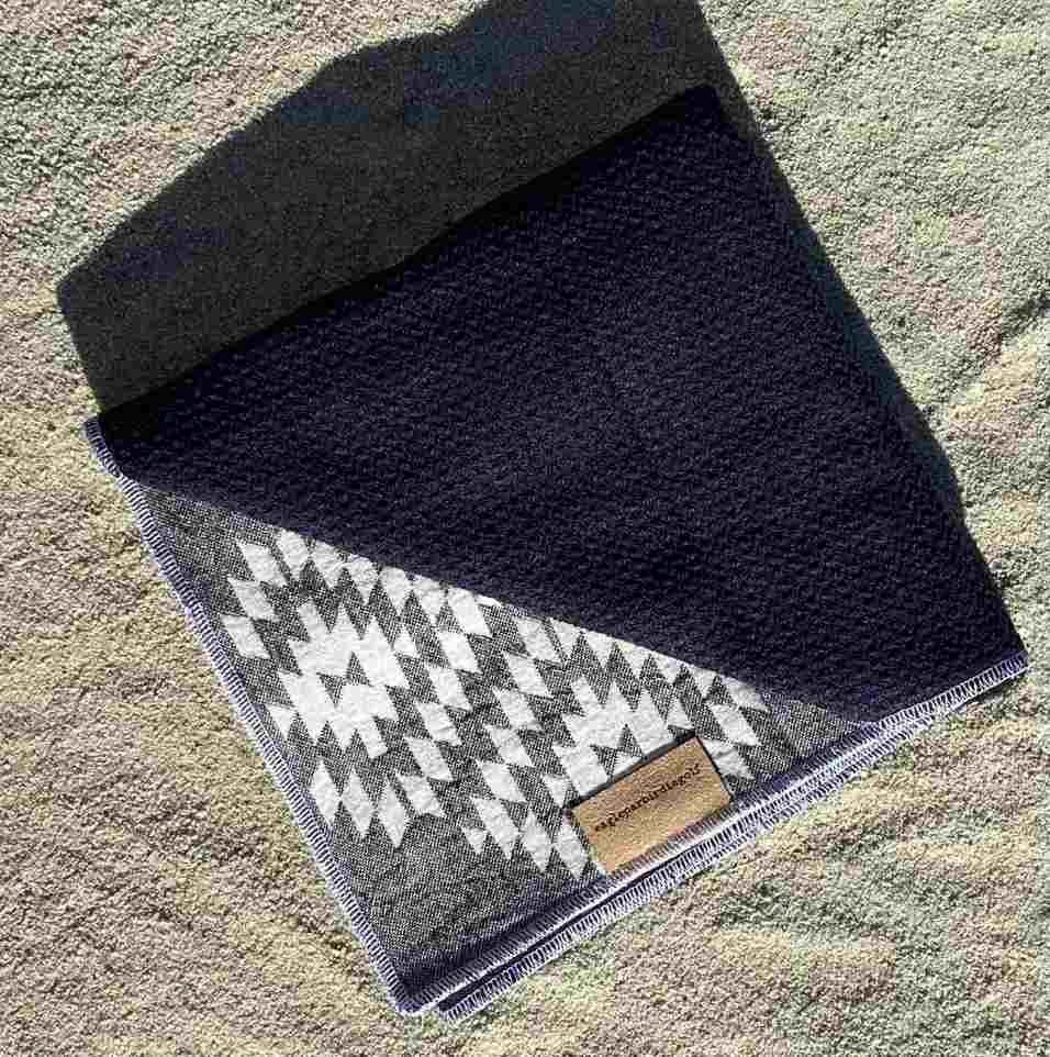 Gray Nav Surf Golf Towel with Black Interior